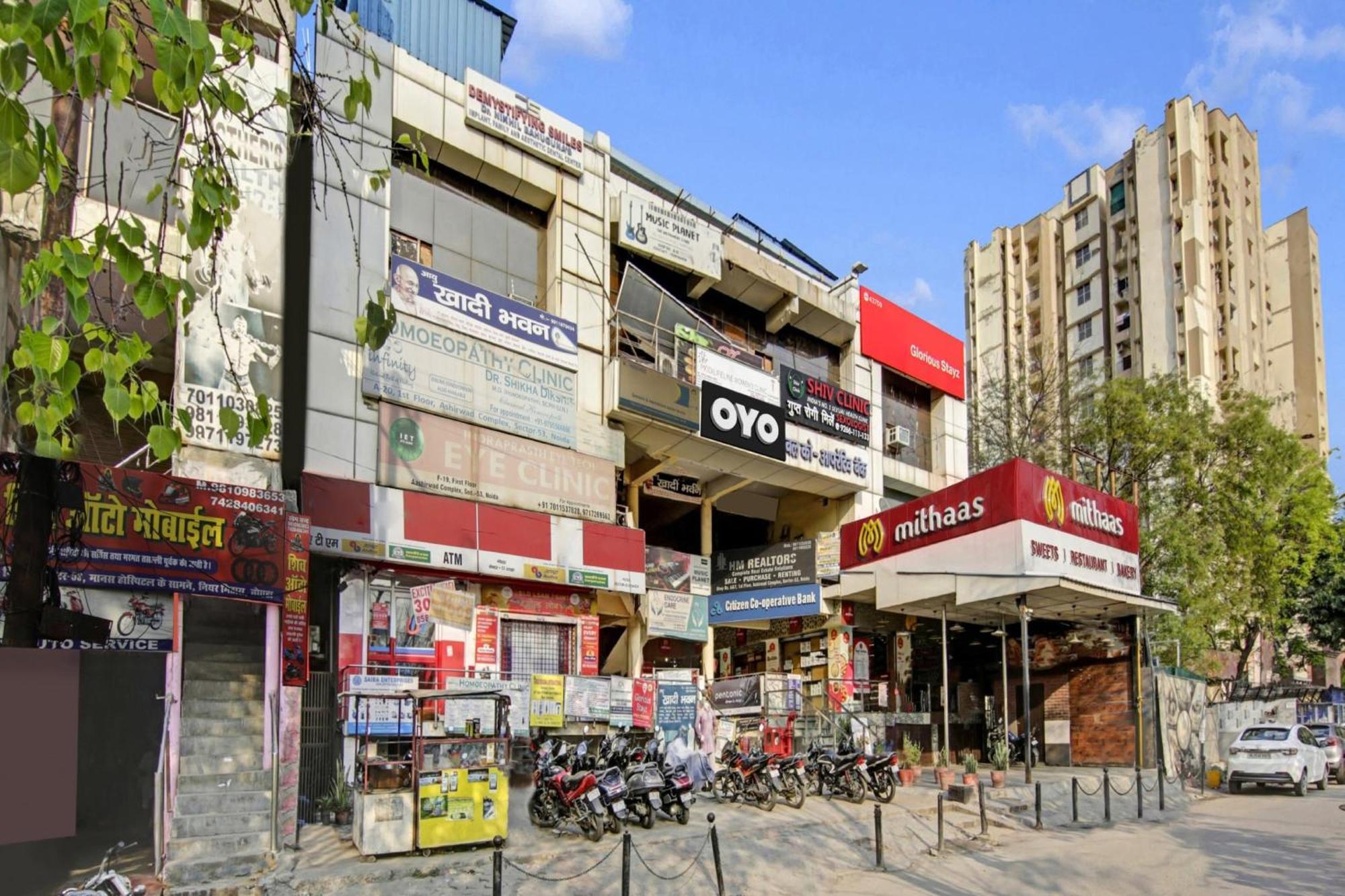 Hotel O Glorious Stayz Noida Ngoại thất bức ảnh