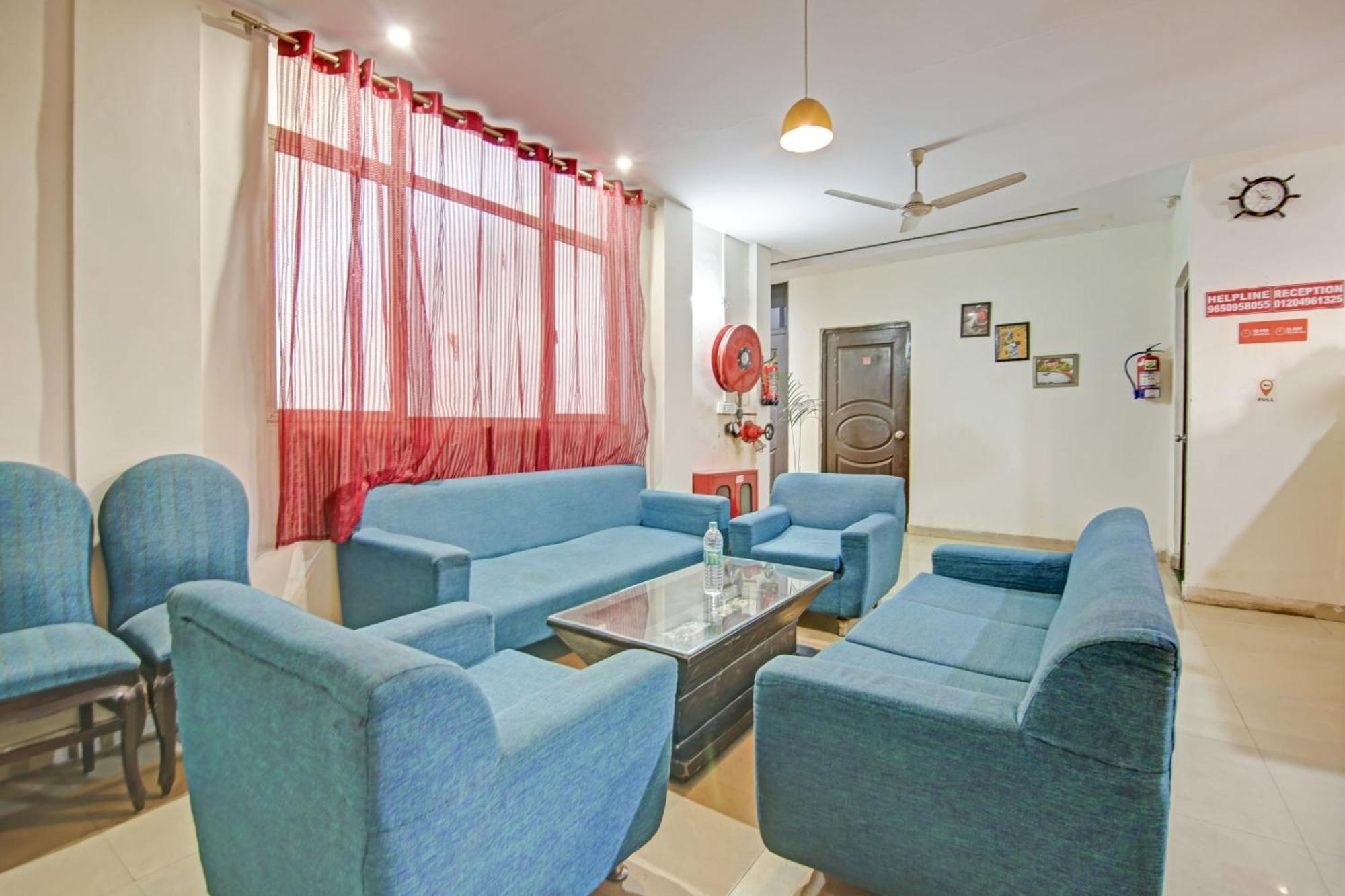 Hotel O Glorious Stayz Noida Ngoại thất bức ảnh