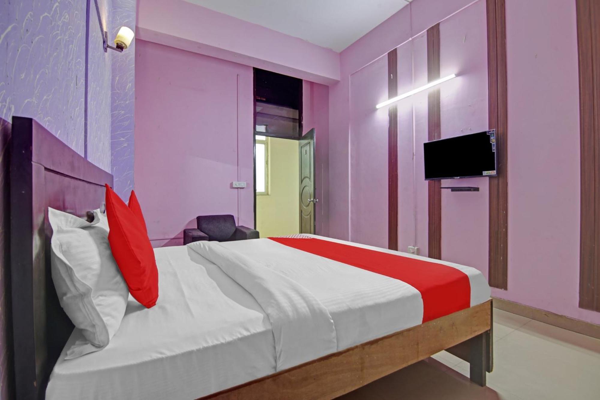 Hotel O Glorious Stayz Noida Ngoại thất bức ảnh