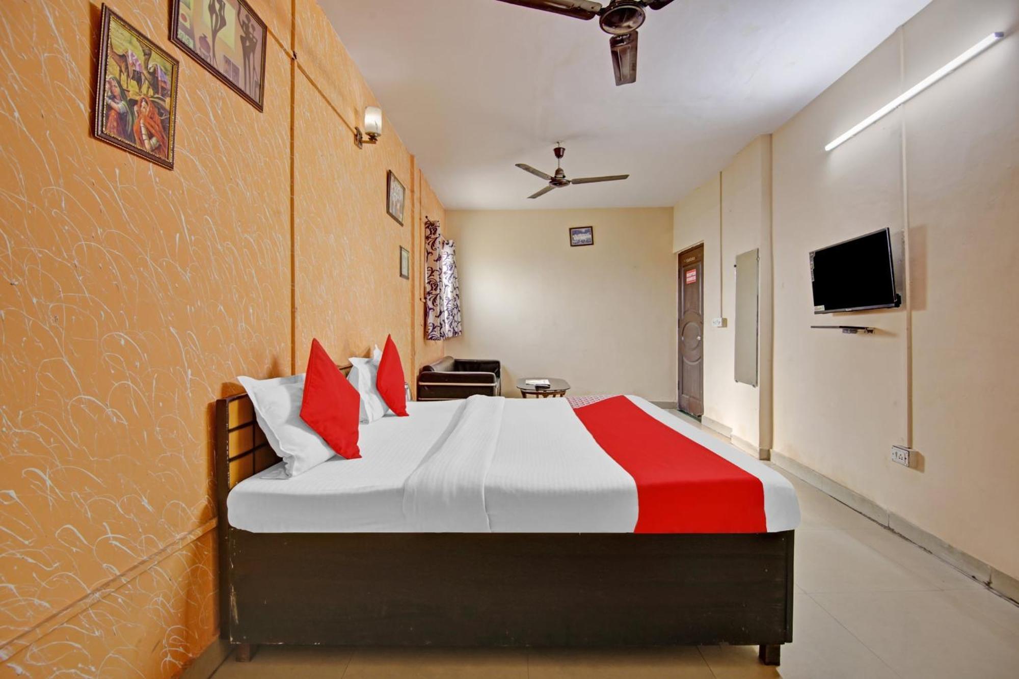 Hotel O Glorious Stayz Noida Ngoại thất bức ảnh